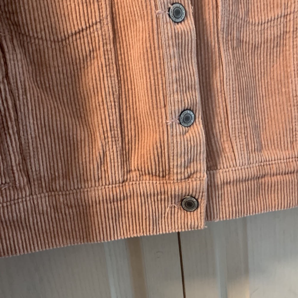 Urban Heritage adorable pink corduroy jacket - Picture 3 of 7